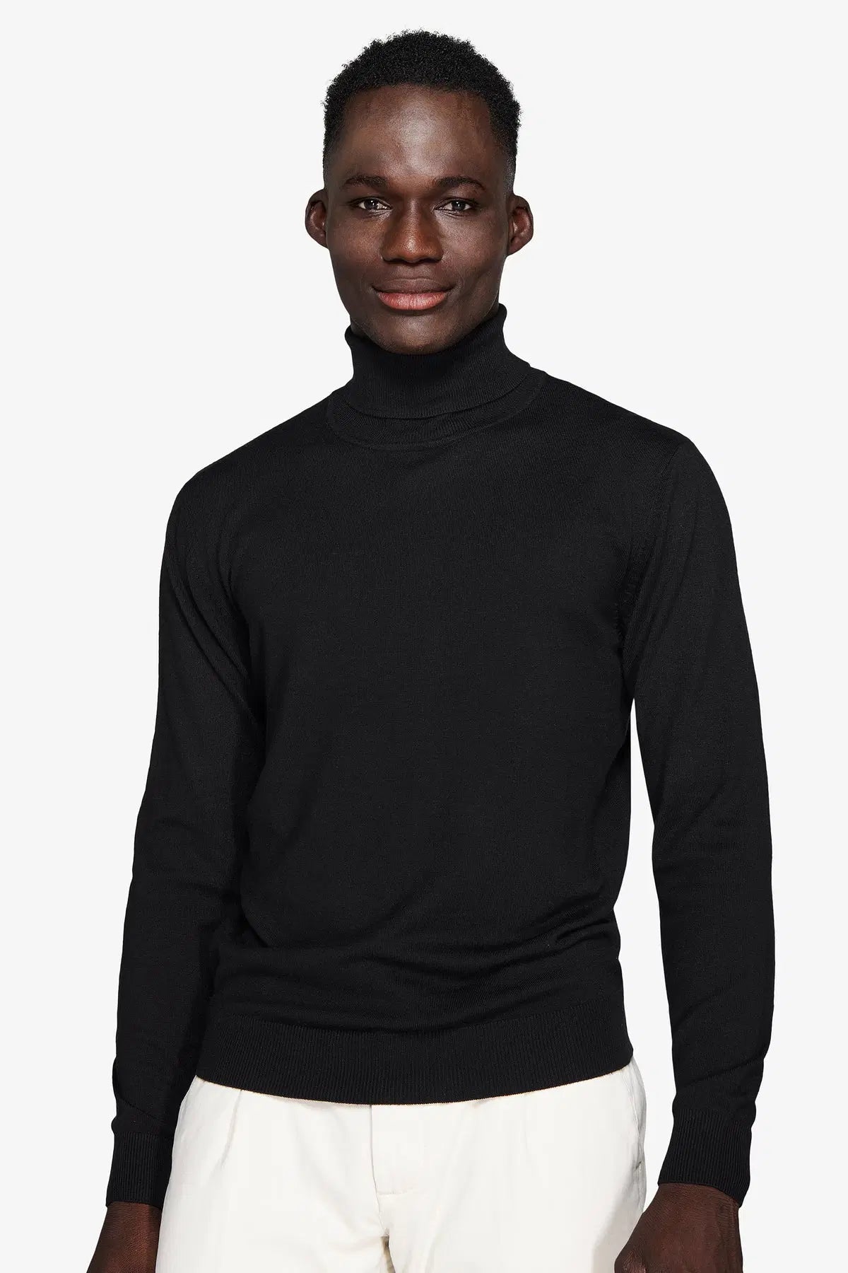 Pulover cu guler pe gât CAIM18-1401 Negru